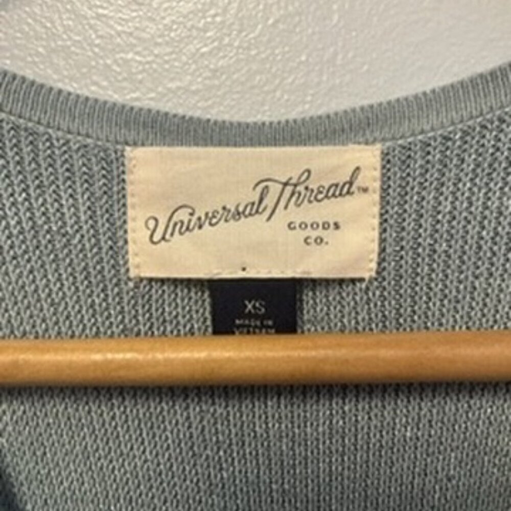 0524-02 Universal Thread Tank - Picture 2 of 4